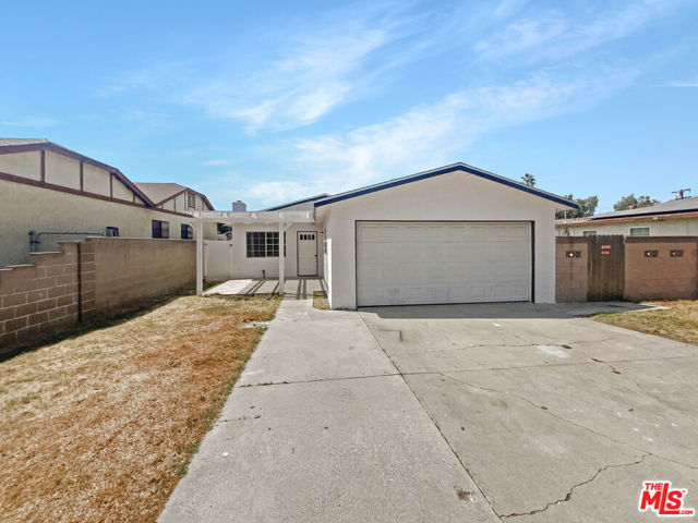 10831 Cedar St, Stanton, CA 90680