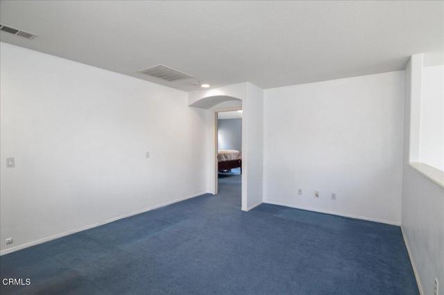 29065 Madrid Place, Castaic CA: https://media.crmls.org/mediaz/b63104e6-e982-42c6-9f70-2ca6a742b1eb.jpg