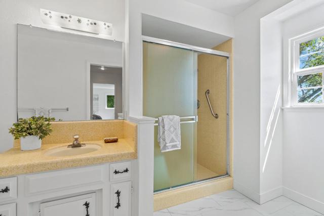 319 Montclair Road, Los Gatos CA: https://media.crmls.org/mediaz/b6310aa4-cbc4-4328-8fbf-2d33ff7fee94.jpg