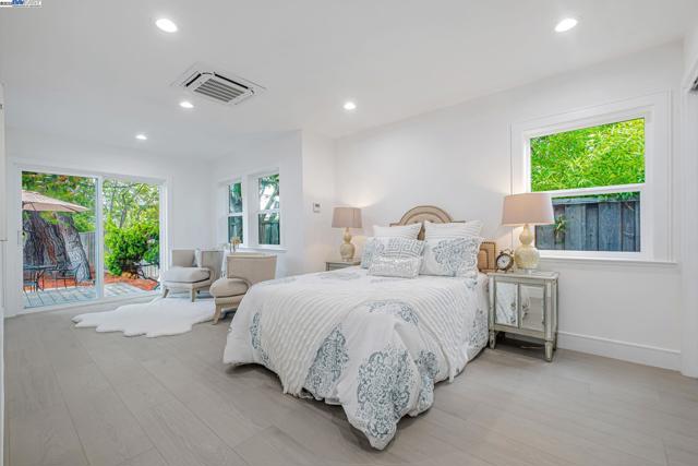 41511 Chadbourne Dr, Fremont CA: https://media.crmls.org/mediaz/b6319831-1fcc-47f8-a3a3-49e372b78791.jpg