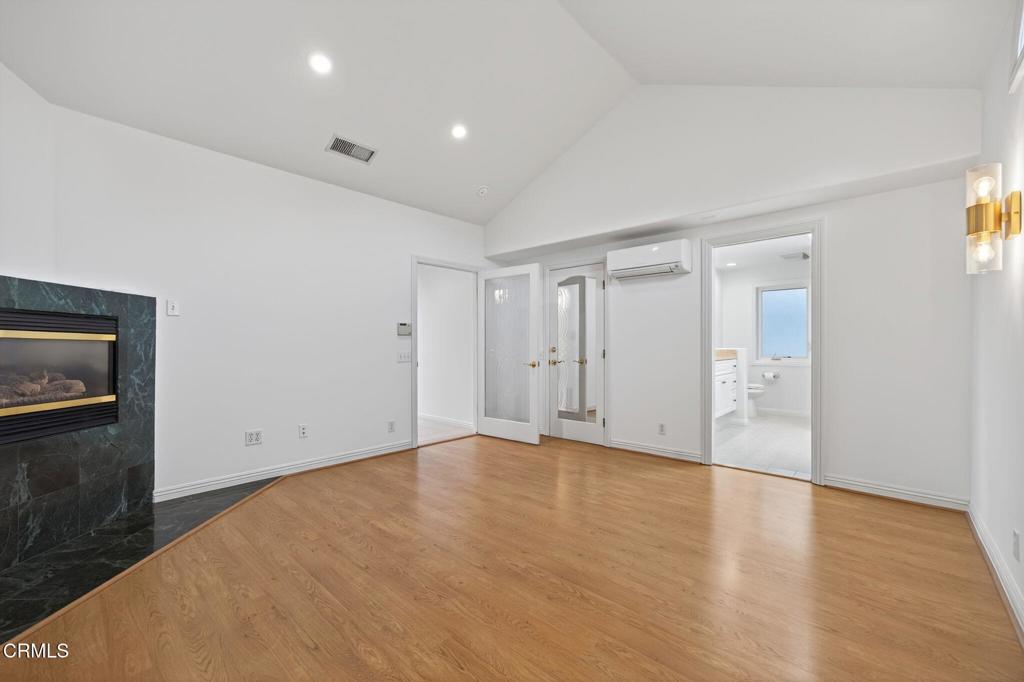 MLS #V1-33403 image #26