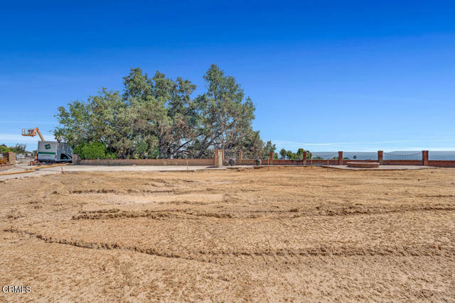 3660 Ranch Top Road, Pasadena CA: https://media.crmls.org/mediaz/b6344587-6843-456e-8dc5-0789c2e38a08.jpg