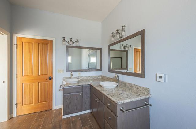 383 Corral De Tierra Road, Salinas CA: https://media.crmls.org/mediaz/b634b6a3-56cc-4fd0-b0ea-4c714d875234.jpg