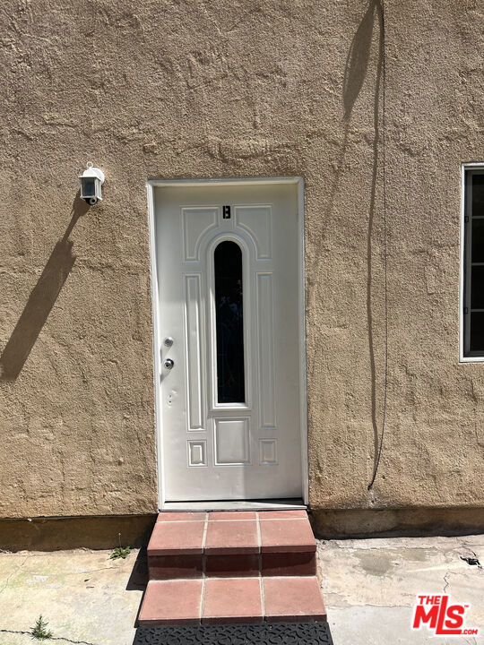 1256 W 25th Street, Los Angeles CA: https://media.crmls.org/mediaz/b634d5f9-2768-4746-ad3f-86167037ccbe.jpg