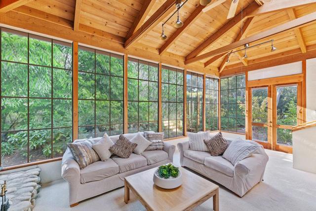 176 Sonoma Lane, Carmel CA: https://media.crmls.org/mediaz/b634ec1f-cd96-46ae-950f-799bc8d4b183.jpg