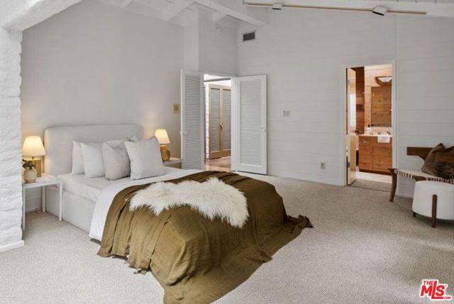 1818 Old Ranch Road, Los Angeles CA: https://media.crmls.org/mediaz/b6354d12-e74c-4b82-a74f-e925370074af.jpg