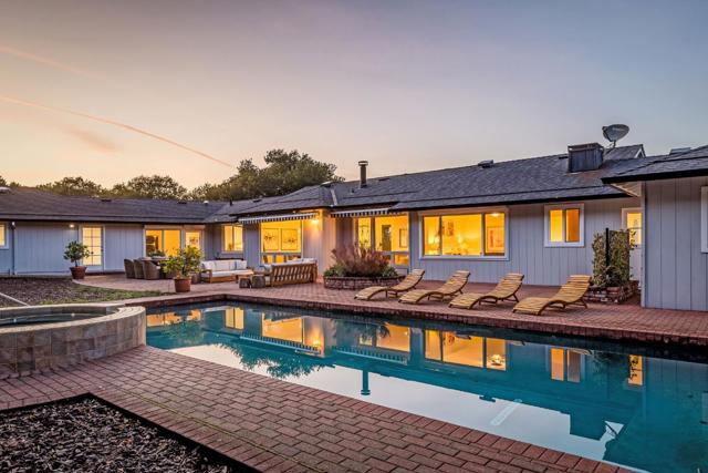 600 Westridge Drive, Portola Valley CA: https://media.crmls.org/mediaz/b6369b85-4f88-4b69-a042-8865ea8ce833.jpg