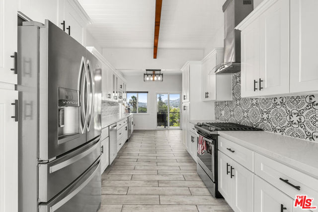 1840 Deloz Avenue, Los Angeles CA: https://media.crmls.org/mediaz/b636b15b-1c8e-49cc-9dc5-60de61321497.jpg