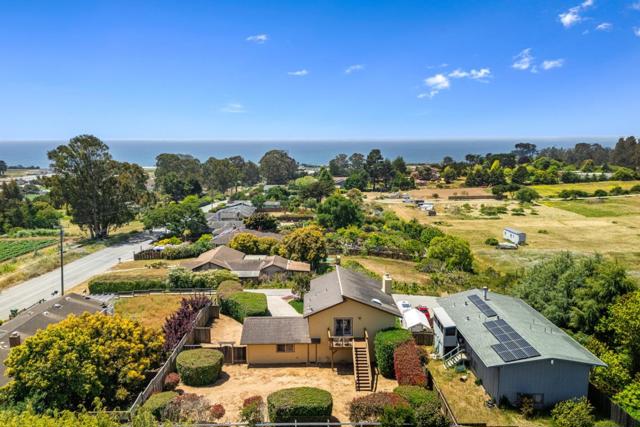 118 Zils Road, La Selva Beach CA: https://media.crmls.org/mediaz/b6379914-f1d5-4031-8ce0-2021139a4c24.jpg