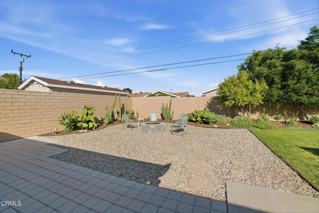 Detail Gallery Image 50 of 61 For 180 Cathy Dr, Newbury Park,  CA 91320 - 4 Beds | 2 Baths