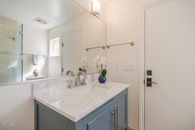 1501 Mandalay Beach Road, Oxnard CA: https://media.crmls.org/mediaz/b63841e7-22ed-41f6-ac70-0b941cc27494.jpg