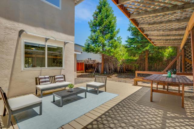 42783 Lerwick Street, Fremont CA: https://media.crmls.org/mediaz/b638a819-909f-4b96-81ba-1c0e52620500.jpg