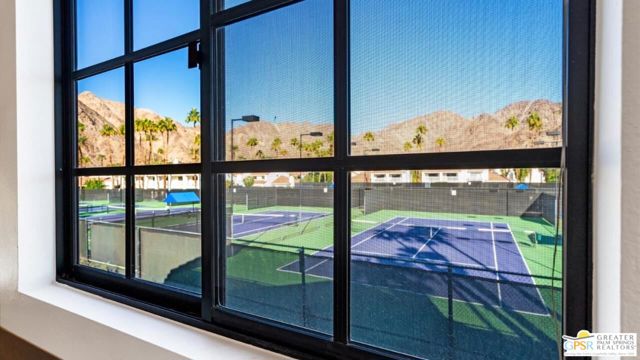 76978 Calle Mazatlan, La Quinta CA: https://media.crmls.org/mediaz/b639d521-1e24-4aaf-b56c-16edfe9808b8.jpg