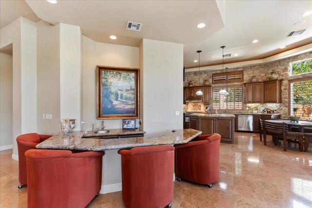 55830 Cherry Hills Drive, La Quinta CA: https://media.crmls.org/mediaz/b63acc54-659d-4b91-adae-e7215f221e74.jpg