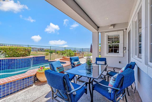 2734 E Sugar Hill Ter, Dublin CA: https://media.crmls.org/mediaz/b63ae16b-339c-4919-bbb8-9c7620b69b94.jpg