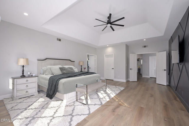 2021 Brittany Park Road, Camarillo CA: https://media.crmls.org/mediaz/b63af4e2-1704-415d-9777-4c9c472fd86a.jpg