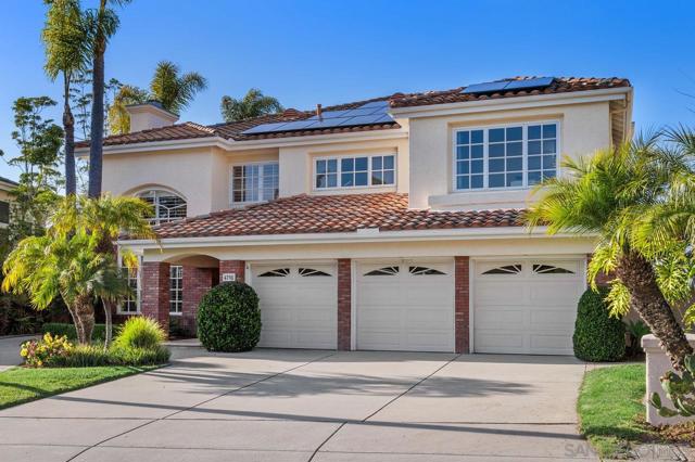 4798 Thurston Pl, San Diego CA: https://media.crmls.org/mediaz/b63afd84-f52a-41c4-bfb1-53c0c6603b23.jpg