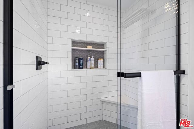 4716 La Villa Marina, C photo 24