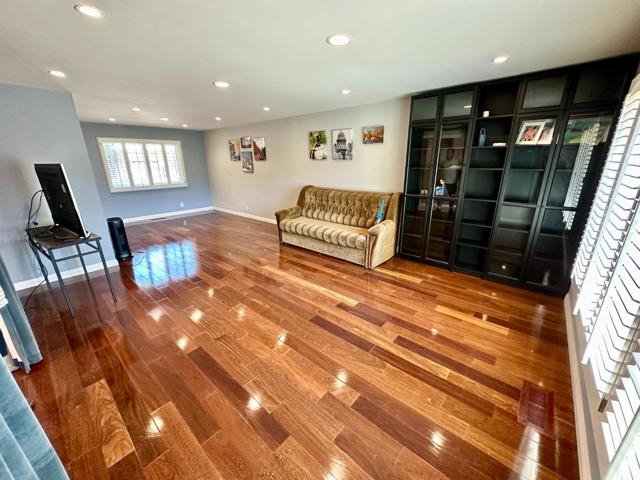 213 Purple Glen Drive, San Jose CA: https://media.crmls.org/mediaz/b63c51a9-528c-4599-afa7-7bc233f4ae0f.jpg