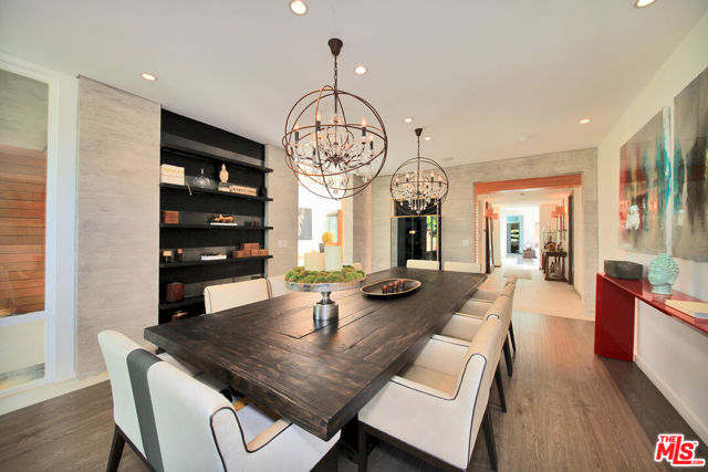 3054 Elvido Drive, Los Angeles CA: https://media.crmls.org/mediaz/b63e220e-ee77-4541-a578-5abc85a2f09c.jpg