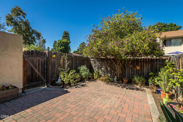 Image 22 of 32 For 1631 Beagle Court