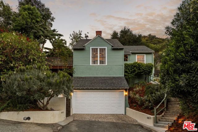 2 Bed Home for Sale in Los Angeles, California
