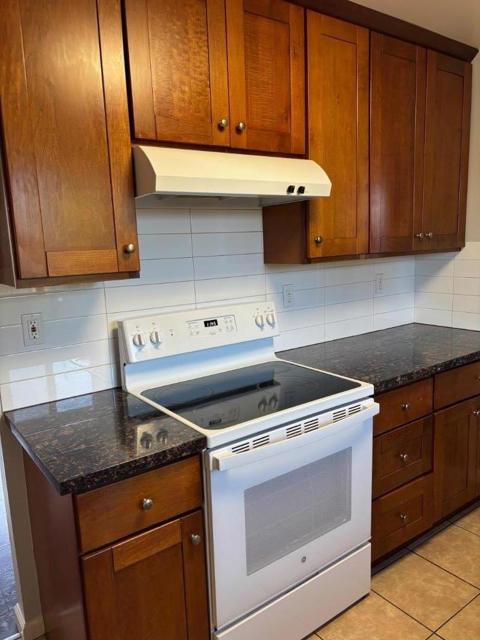 3203 Myles Court, San Jose CA: https://media.crmls.org/mediaz/b640c6e3-ee66-410a-bbe7-d62aa72dc572.jpg