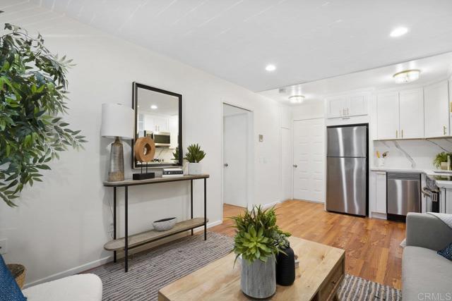 3776 Alabama St, North Park (San Diego) CA: https://media.crmls.org/mediaz/b64122d4-6c02-43f1-b2f0-6eccb1b87bd7.jpg