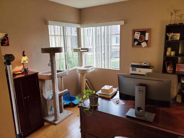 Detail Gallery Image 5 of 24 For 10180 Plam Glen Dr #58,  Santee,  CA 92071 - 3 Beds | 2/1 Baths