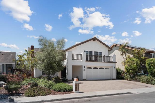 3943 Catamarca Dr, San Diego CA: https://media.crmls.org/mediaz/b6424b6d-40b9-43eb-84d7-2145c0662094.jpg