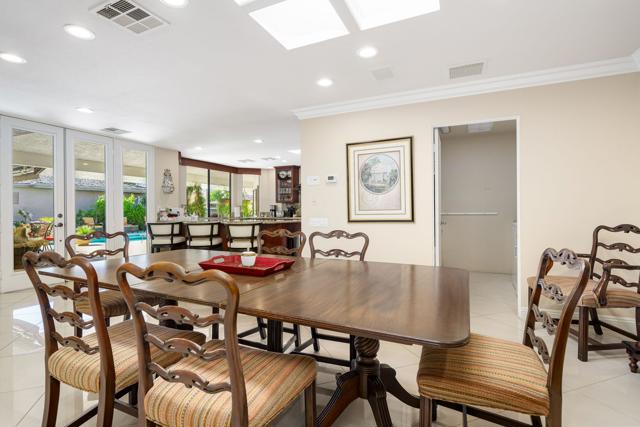 4 Dartmouth Drive, Rancho Mirage CA: https://media.crmls.org/mediaz/b642a961-48db-4193-b6ae-cf6e9448546c.jpg