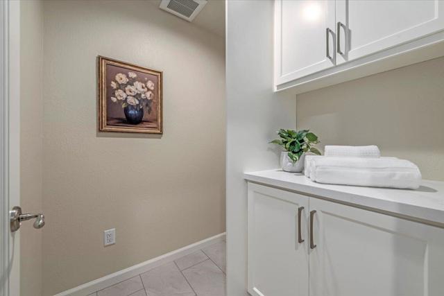 111 Vista Del Prado, Los Gatos CA: https://media.crmls.org/mediaz/b6430f3e-3b4f-496b-90a5-6a56e217f563.jpg