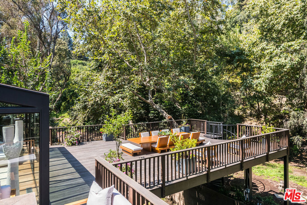 MLS #25610881 image #21