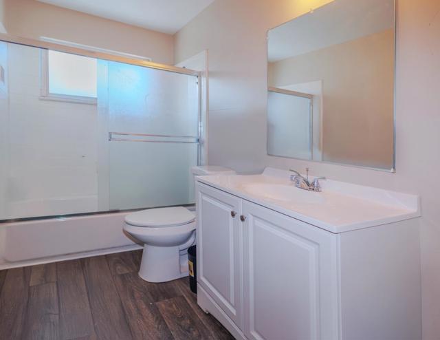 Image 10 of 43 For 309315 Oak Avenue