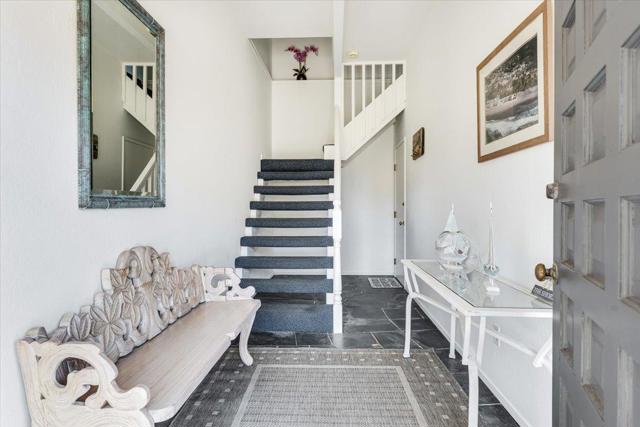 617 Beach Drive, Aptos CA: https://media.crmls.org/mediaz/b645bca0-421e-4522-9a1c-9d531ea94332.jpg
