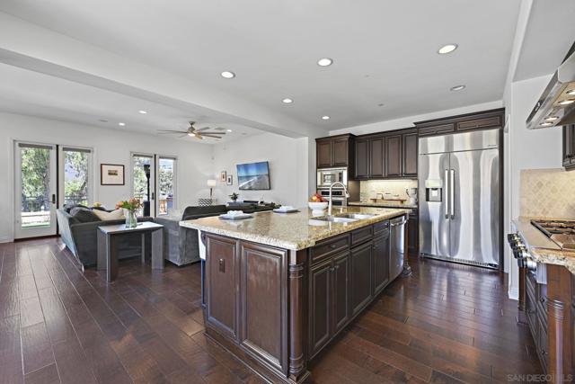 17216 Turf Club Dr, San Diego CA: https://media.crmls.org/mediaz/b646f94c-fb90-4554-a6a8-62eef0a7bef2.jpg