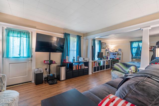 210 N Encinitas Avenue, Monrovia CA: https://media.crmls.org/mediaz/b64792e0-daed-4818-873b-2b826e8d40e4.jpg