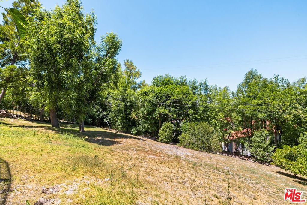 MLS #25589039 image #19