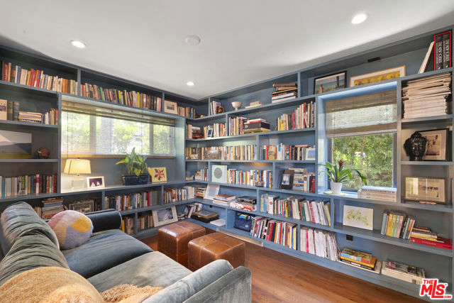 8547 Appian Way, Los Angeles CA: https://media.crmls.org/mediaz/b648f907-fe90-4c22-8e0a-946b78bbbadd.jpg