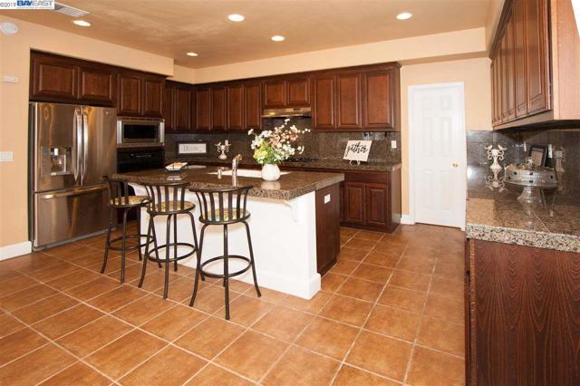 1512 Marigold Drive, Patterson CA: https://media.crmls.org/mediaz/b64925d7-0e23-44d6-98b8-83c5c1a5f2e7.jpg