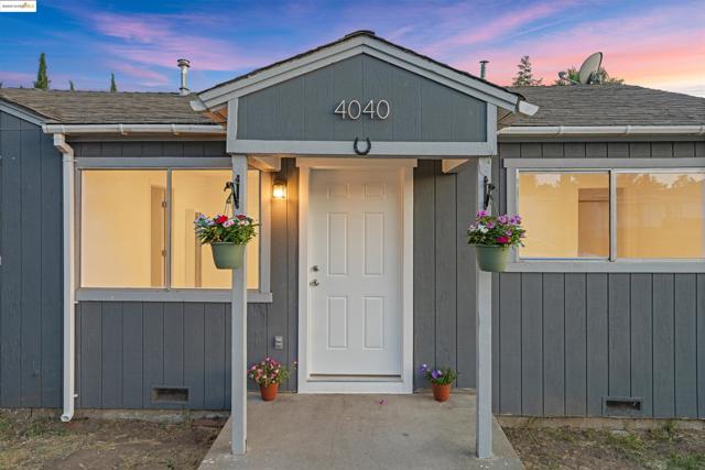 4040 Ellis Rd, Martinez CA: https://media.crmls.org/mediaz/b64931e4-66f1-4179-94fa-44330eae0033.jpg