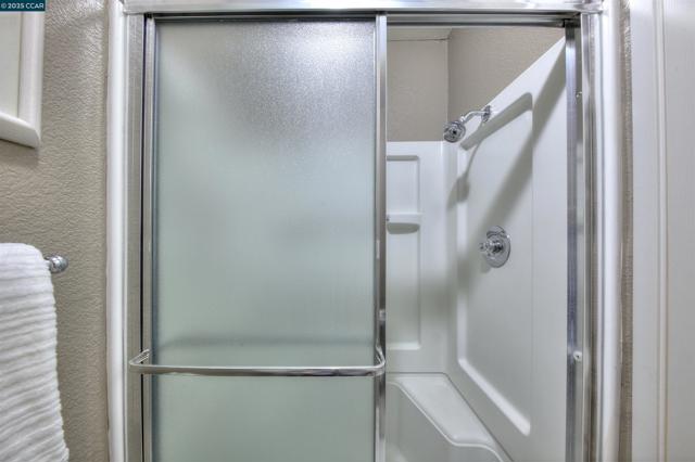 310 Boatswain Ct, Hercules CA: https://media.crmls.org/mediaz/b6494a02-bcb0-4fa7-9547-40ab4c847d34.jpg