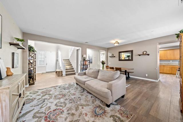448 Kennedy Court, Escondido CA: https://media.crmls.org/mediaz/b64965d4-4338-4280-88cb-f138c00114ae.jpg