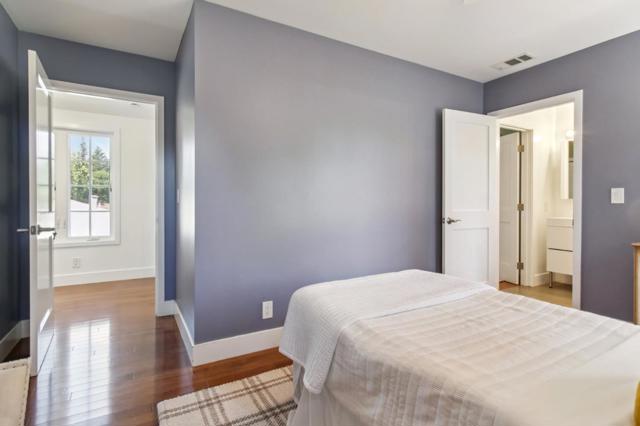 236 Willow Road, Menlo Park CA: https://media.crmls.org/mediaz/b64a922e-7e77-47b0-b5db-b66c2032dcc6.jpg