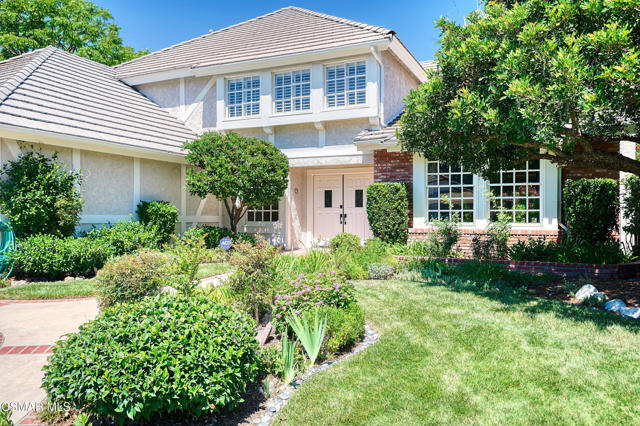 3041 Three Springs Drive, Westlake Village CA: https://media.crmls.org/mediaz/b64aac7e-b88a-4b48-8551-735efdc6199e.jpg