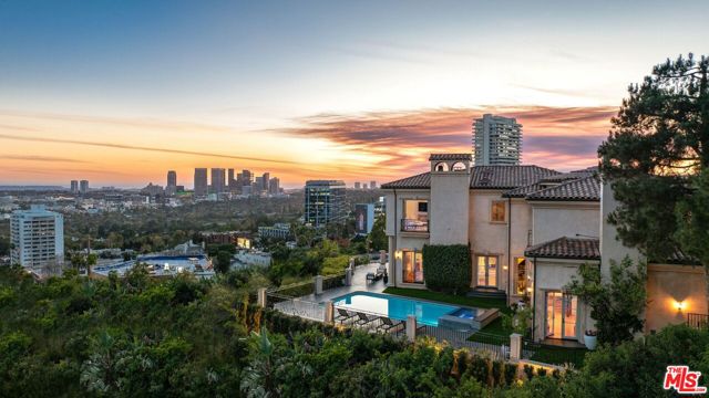 1260 St Ives Place, Los Angeles CA: https://media.crmls.org/mediaz/b64b18e5-b204-48ea-9a45-7f56a393d805.jpg