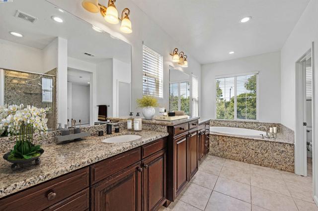 6278 Murdock Way, San Ramon CA: https://media.crmls.org/mediaz/b64b2ad8-7c9f-4dd3-b089-da191a6e0ce7.jpg
