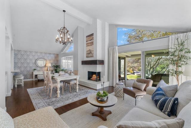 1247 La Casa Dr, San Marcos CA: https://media.crmls.org/mediaz/b64b6364-7800-4fb6-a7fa-3410011f13b8.jpg