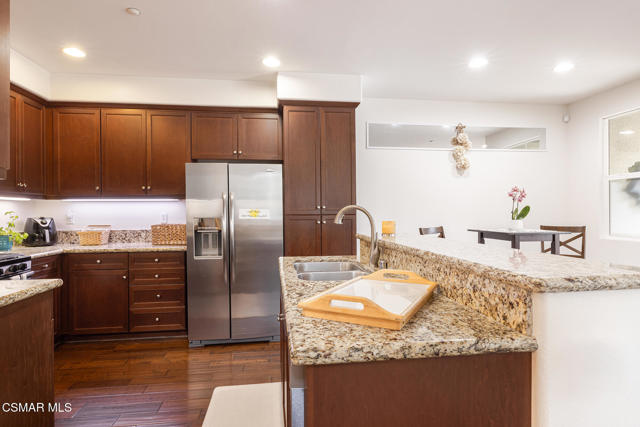 1513 Silver Shadow Drive, Newbury Park CA: https://media.crmls.org/mediaz/b64c727e-3d36-4277-9b38-204019603c08.jpg