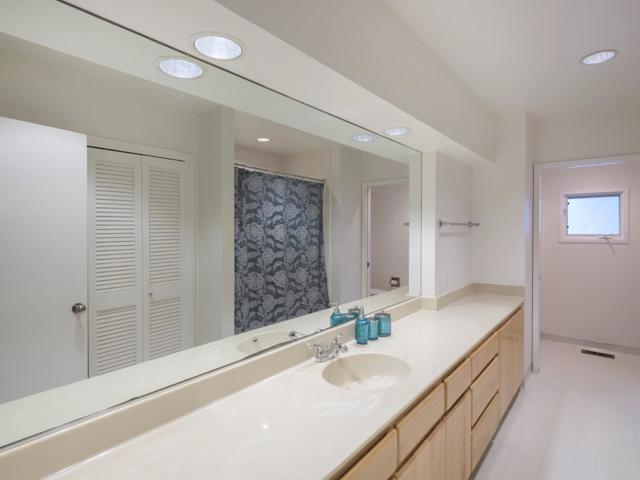 25681 Whip Road, Monterey CA: https://media.crmls.org/mediaz/b64c8880-9a99-4bd6-962f-1fb0cc1bbc0d.jpg